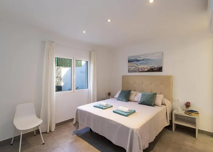 فيلة Aqualava 1 By