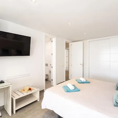 فيلة Aqualava 1 By *